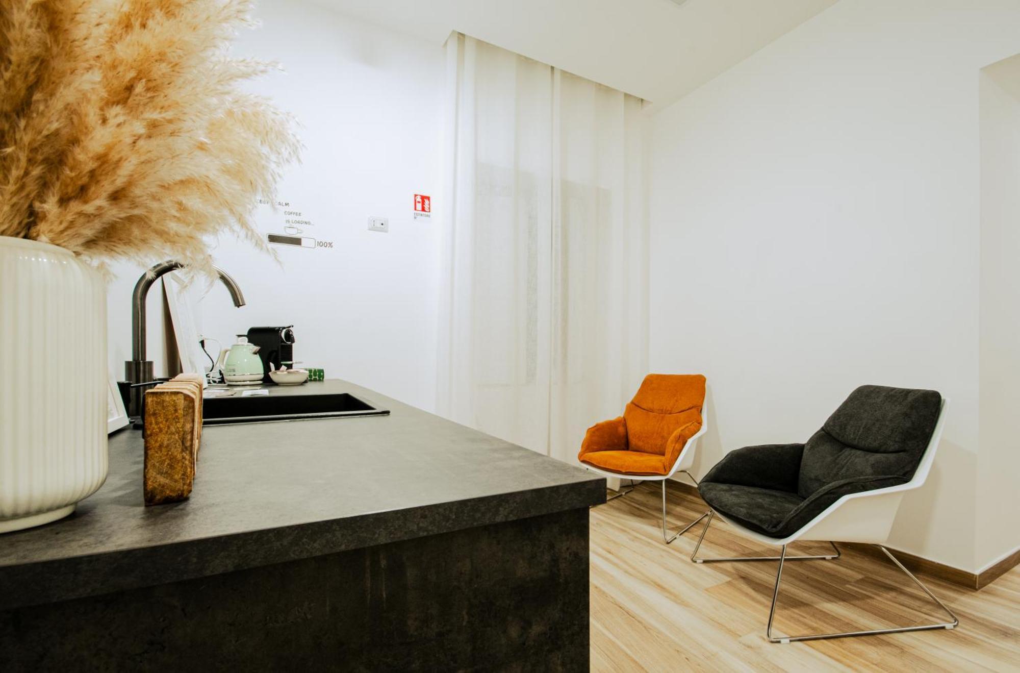 B&B Lara'S Home By I Borbone Napels Buitenkant foto
