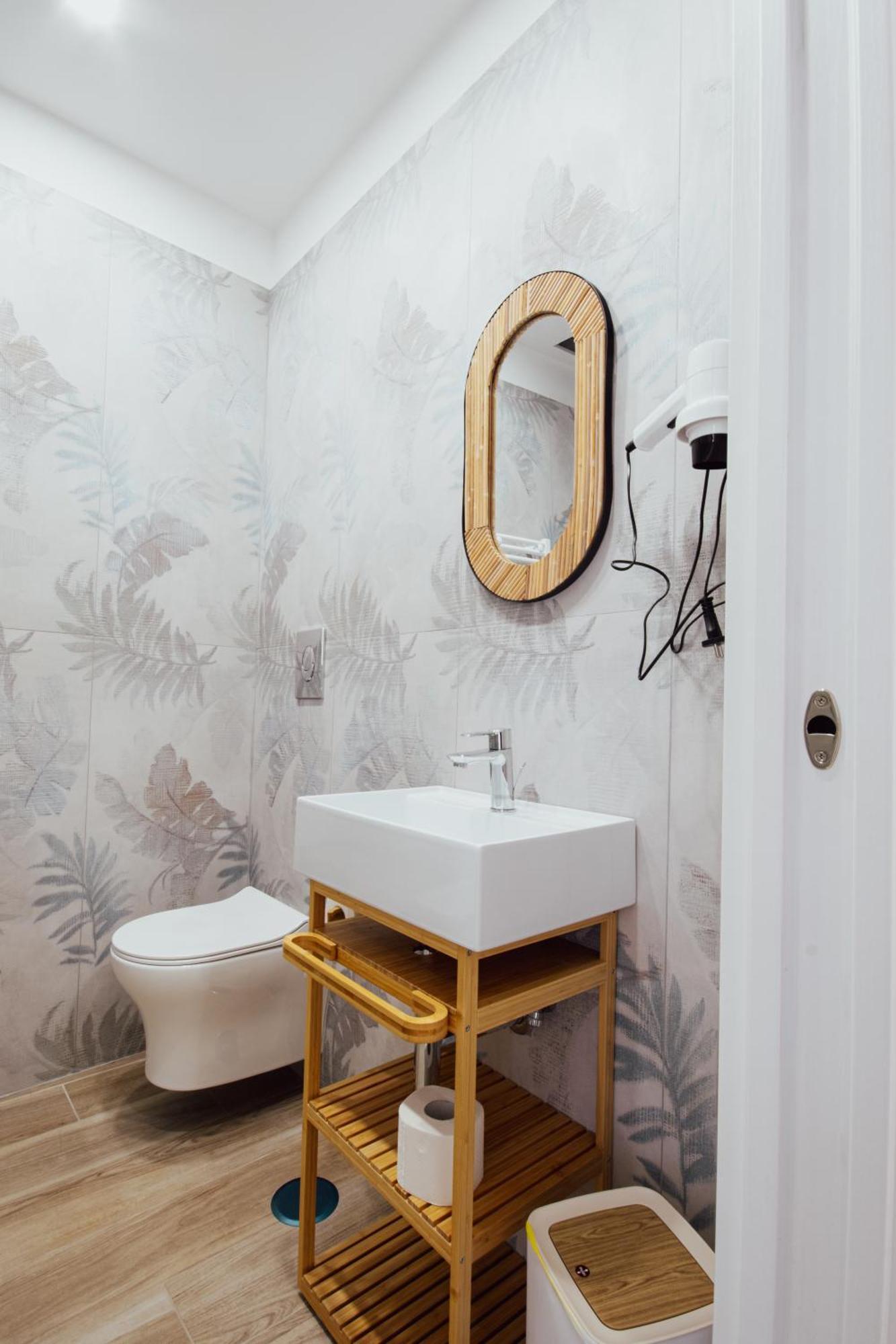 B&B Lara'S Home By I Borbone Napels Buitenkant foto