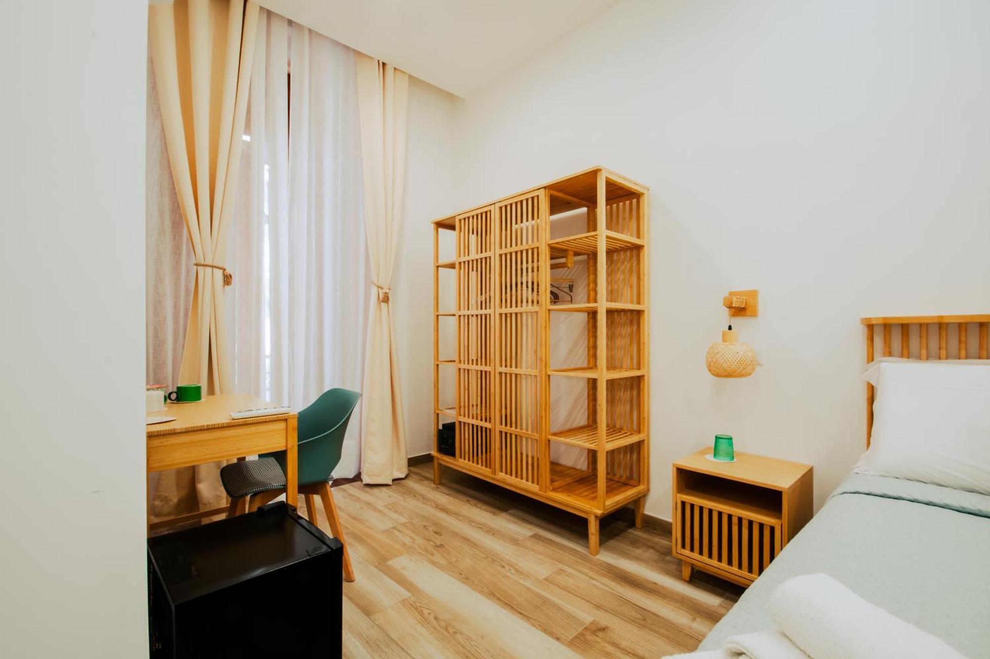 B&B Lara'S Home By I Borbone Napels Buitenkant foto