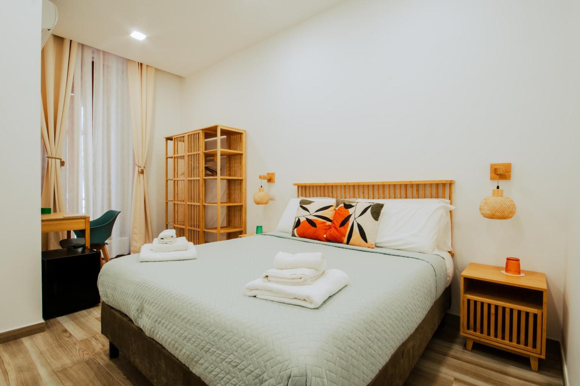 B&B Lara'S Home By I Borbone Napels Buitenkant foto