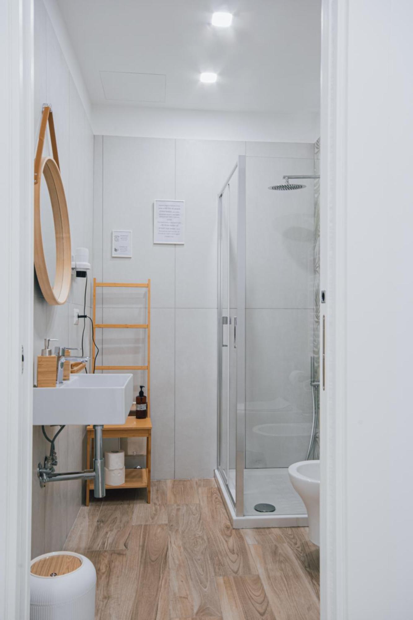 B&B Lara'S Home By I Borbone Napels Buitenkant foto